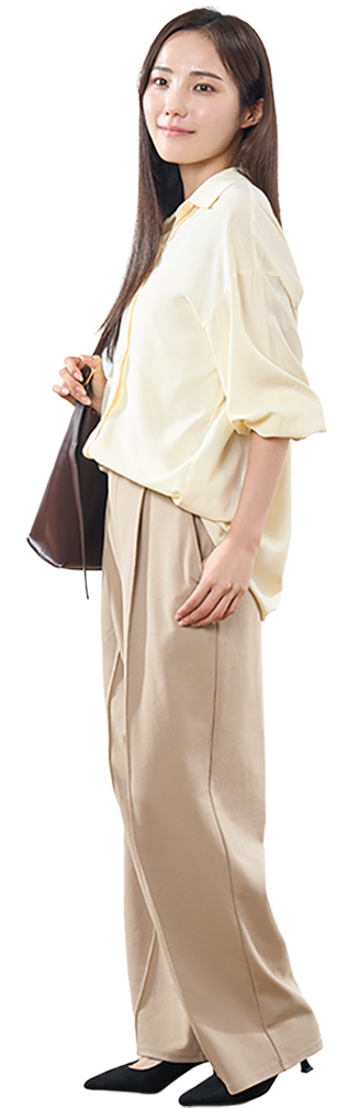 女性 黒のイメージ写真